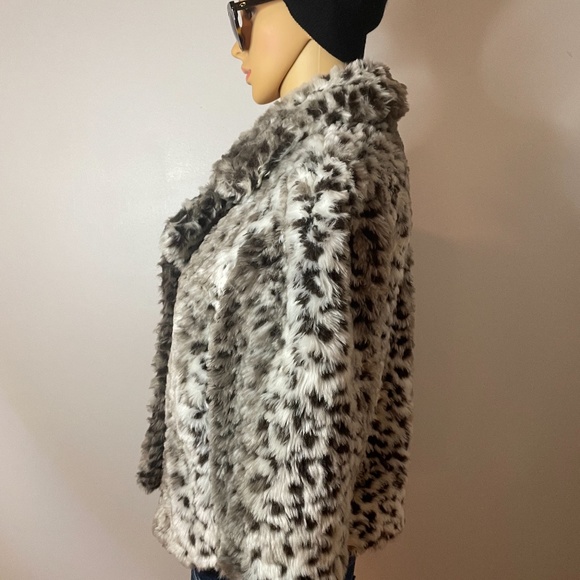 Handmade cheetah faux fur cropped sleeve coat! - Picture 9 of 11